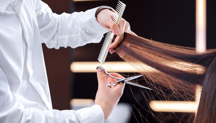 女人梦见头发被剪,预防妇科炎症.男人梦见头发被剪,预示最近会有好运.
