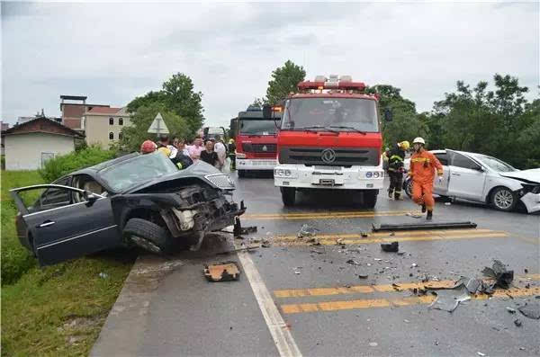 赣州又发生两起严重车祸,一死两伤……司机朋友们要注意了!