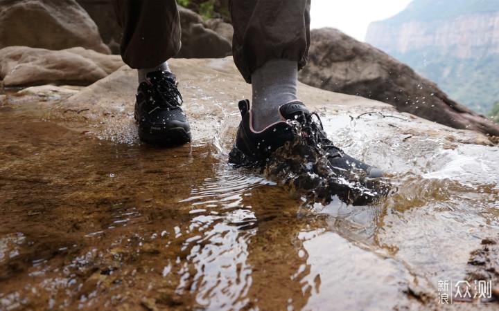 爬山涉水无路可挡探路者专业徒步鞋测评