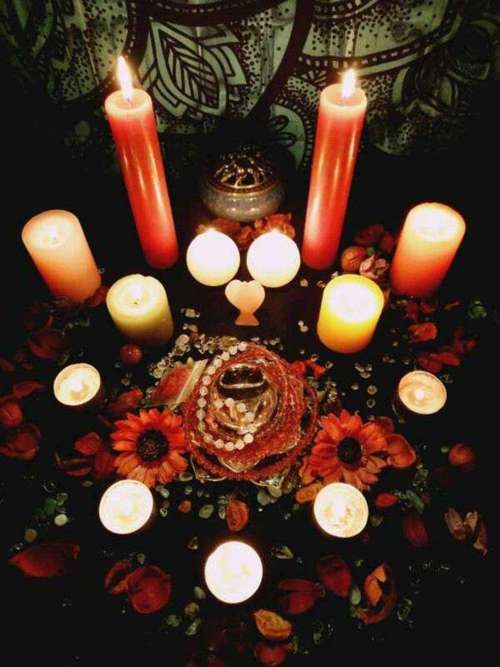 塔罗牌魔法蜡烛复合仪式是骗人的吗?