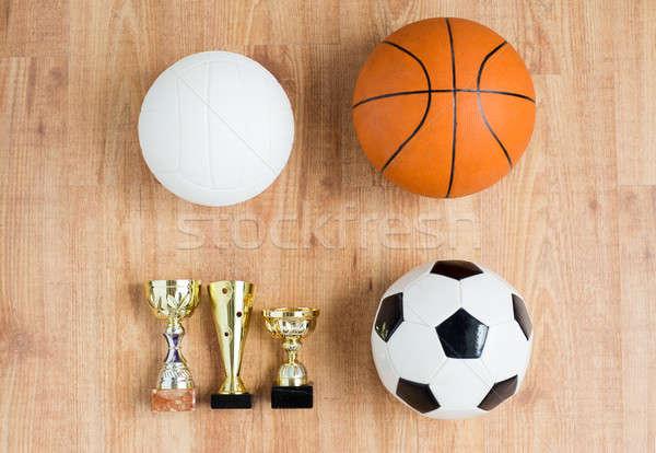 商业照片: 足球 · 篮球 · 排球 ·杯· 运动