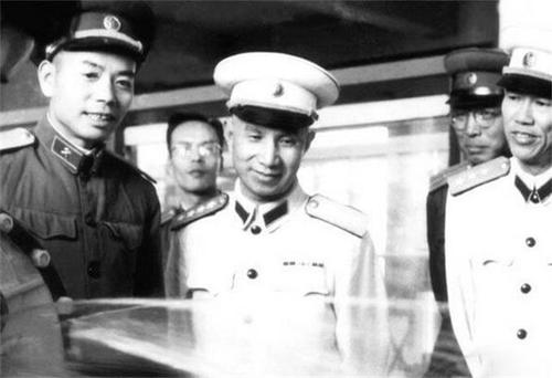 生性孤僻的林彪为何却能与这两位将军开怀畅谈原因让人感慨
