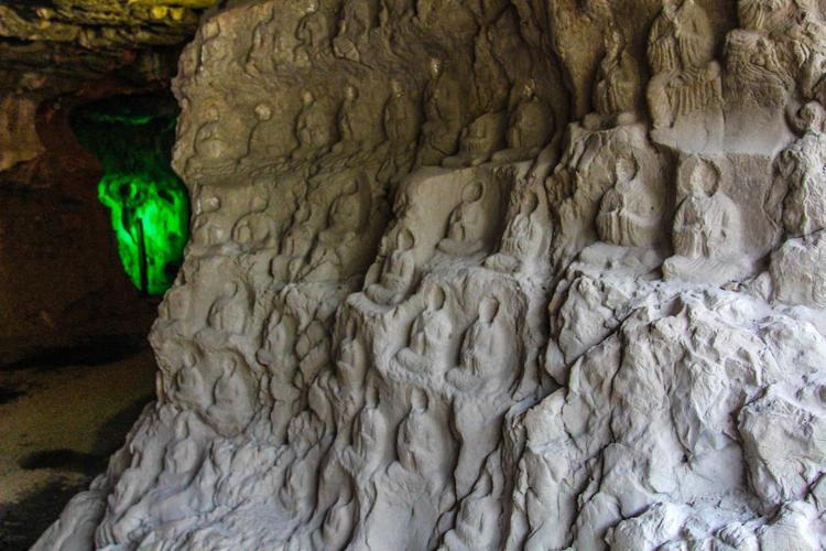 安徽有一神秘洞穴,内有数百无头佛像成千古之谜,至今无人知晓