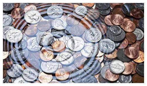 水中的风水物硬币放在水里能聚财吗放几个硬币财运更好