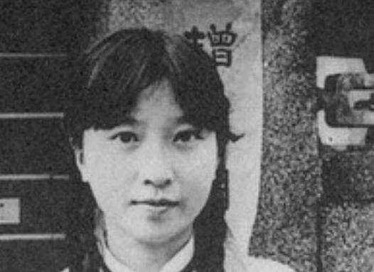 最后第三位民国女大佬是一位名叫佘爱珍的女人,此女人是旧上海老大吴
