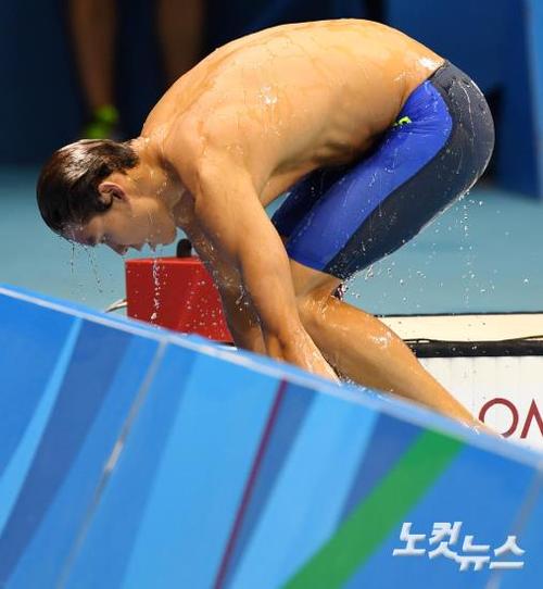 【里约奥运】韩国游泳名将朴泰桓100米自预赛黯然出局 难掩失落 (10)