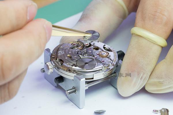 万国葡萄牙iw500114手表维修保养作业