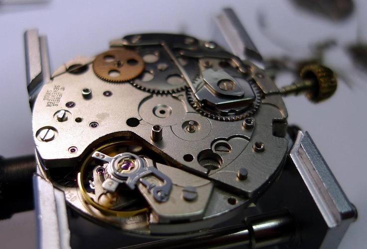 修表 真力时手表损坏维修方法