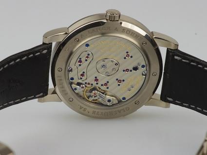 朗格手表在日常维护中应该注意什么?上海哪里有售后中心?