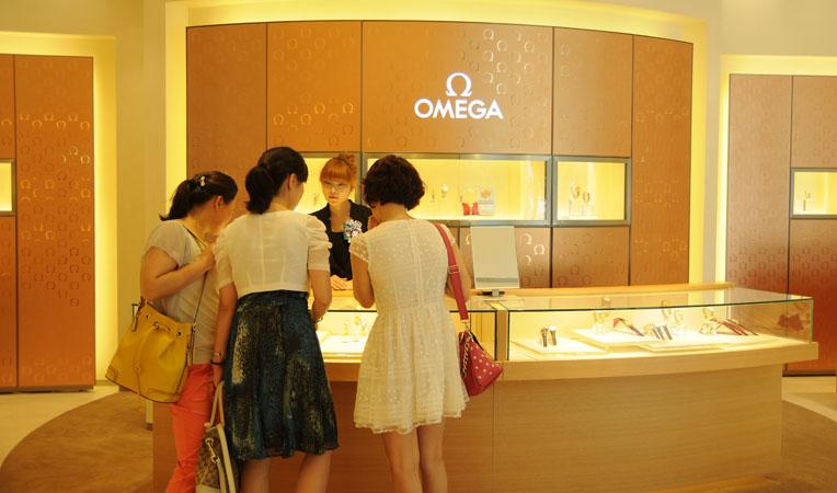华亿国际购物中心欧米茄手表专柜揭开神秘面纱